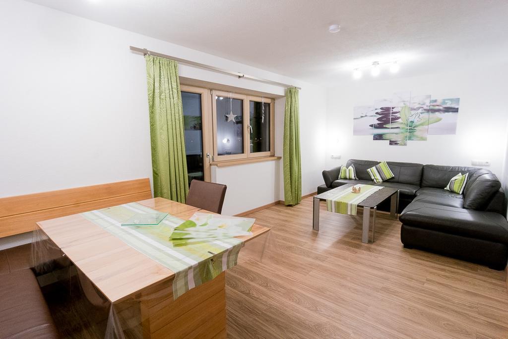 Haus Schennach Apartment ไมย์อาโฮเฟิน ห้อง รูปภาพ